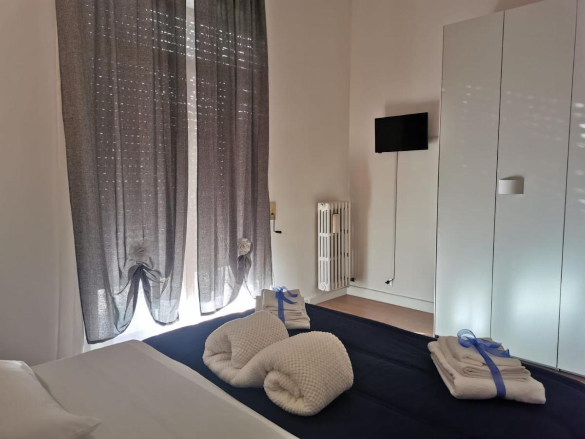 Piazza Sant' Oronzo Civico 40 Appartement Lecce Buitenkant foto