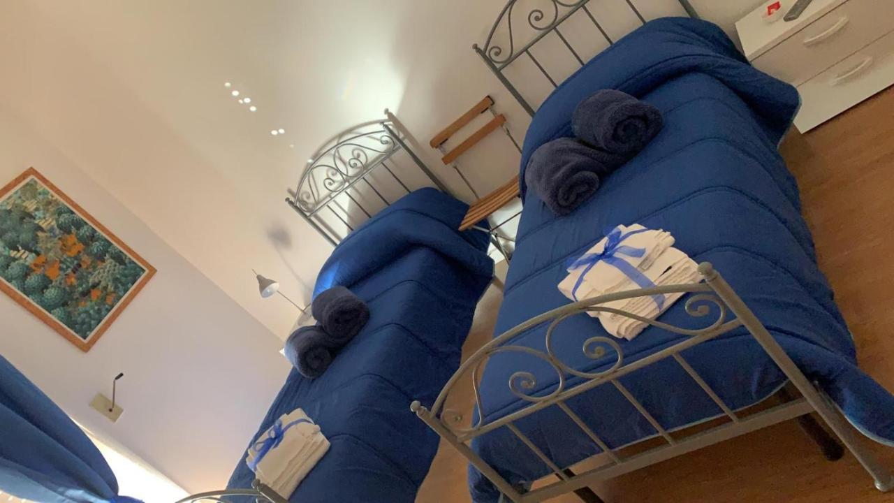 Piazza Sant' Oronzo Civico 40 Appartement Lecce Buitenkant foto